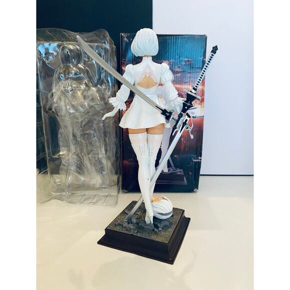 NieR: Automata 2B White Dress Interchangeable Heads Figure - Picture 8 of 11